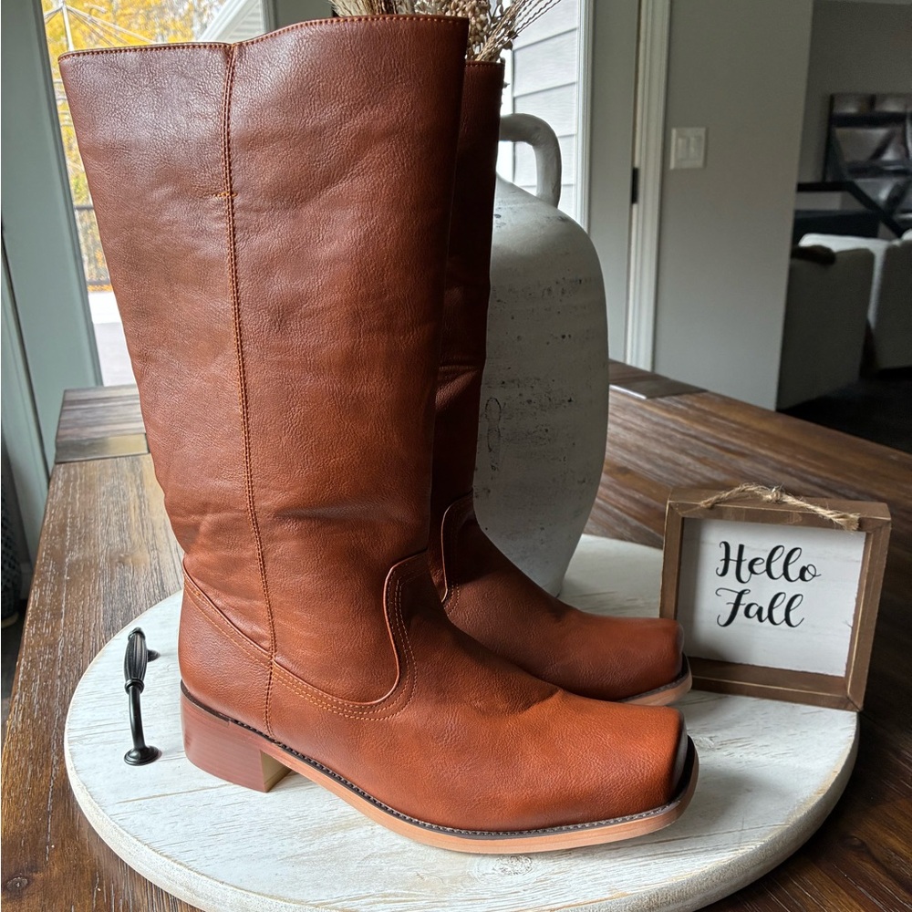 Brown Leather Heeled Boots